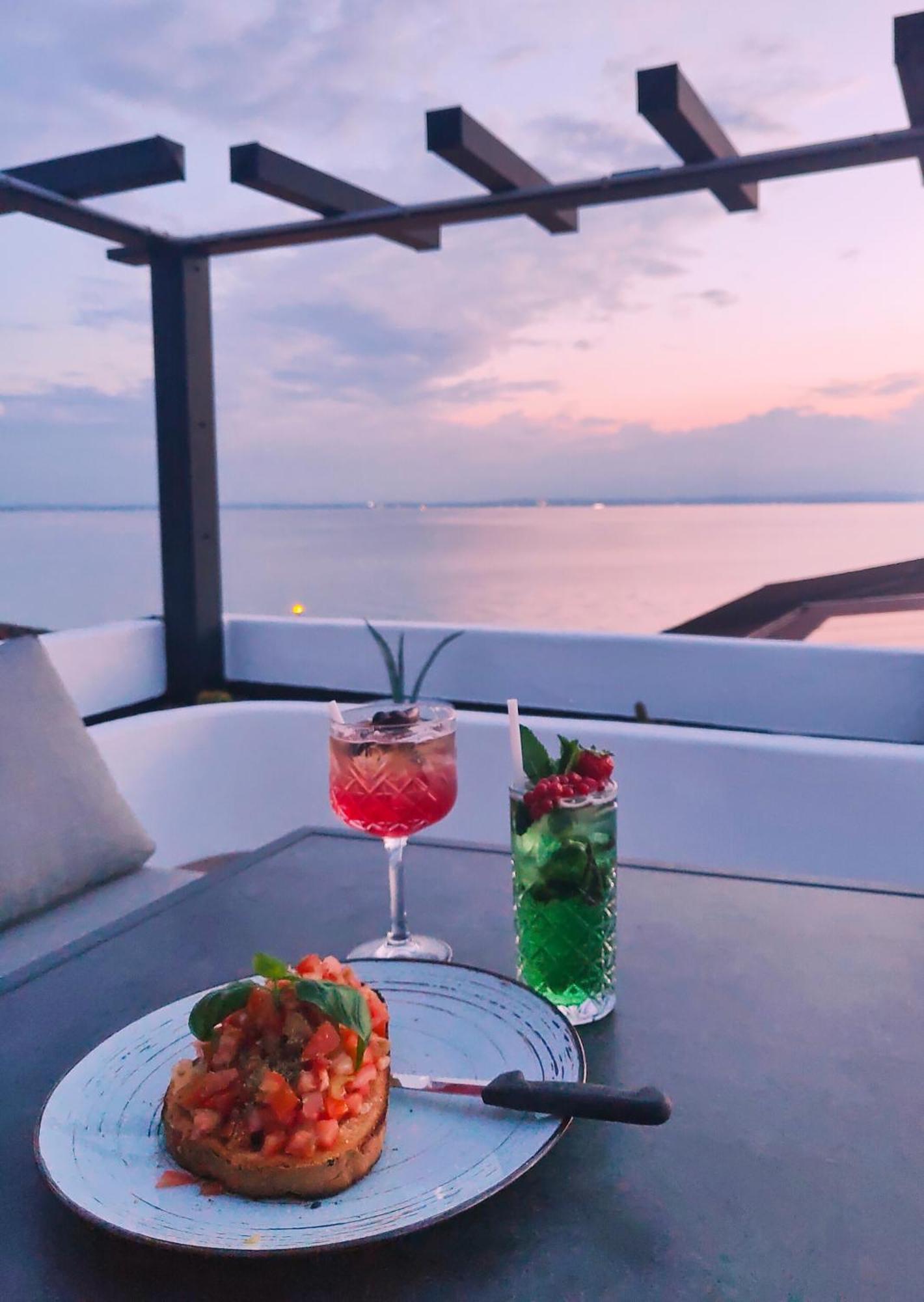 Appartamento Con Vista Mozzafiato Lazise Exteriör bild