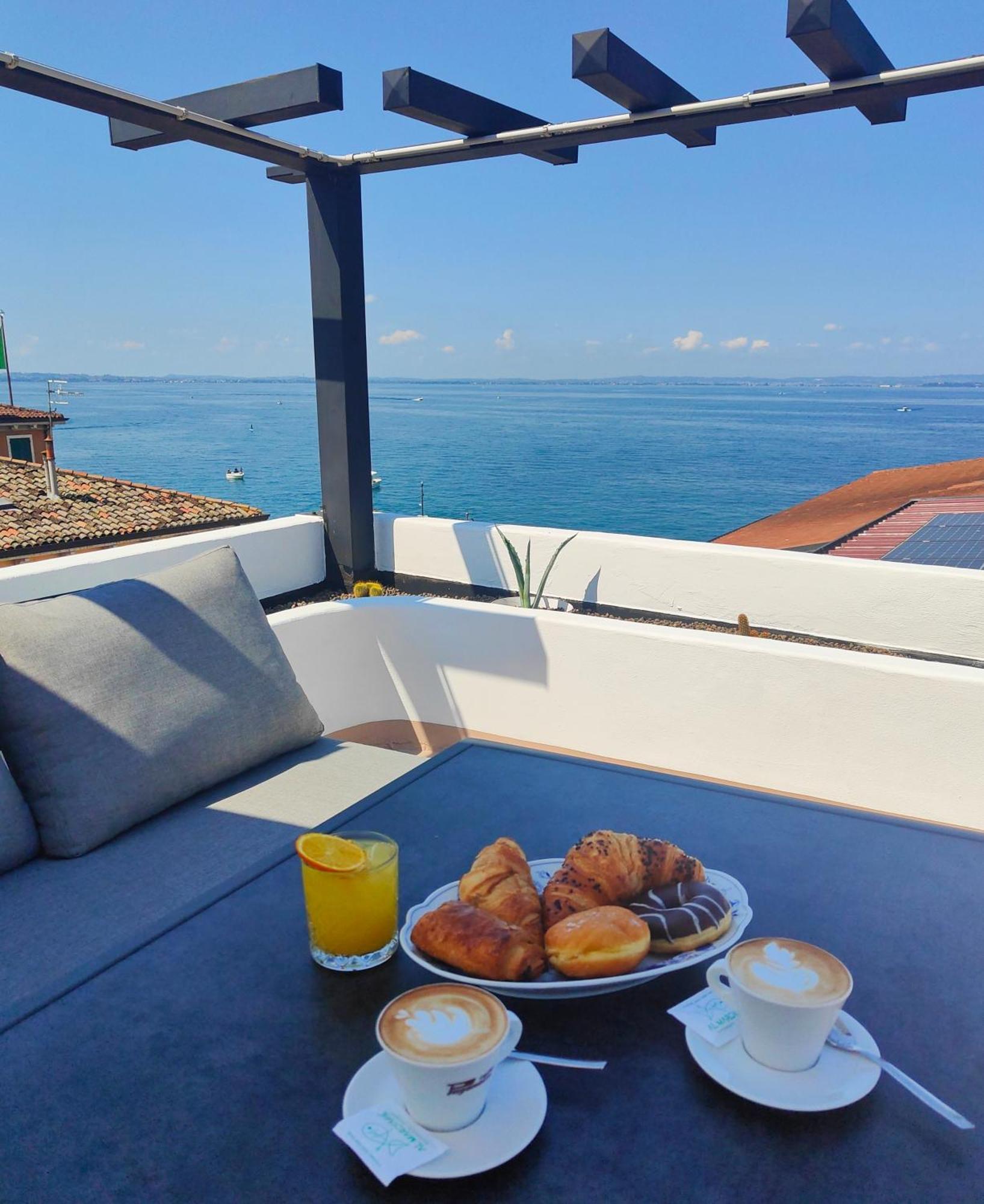 Appartamento Con Vista Mozzafiato Lazise Exteriör bild