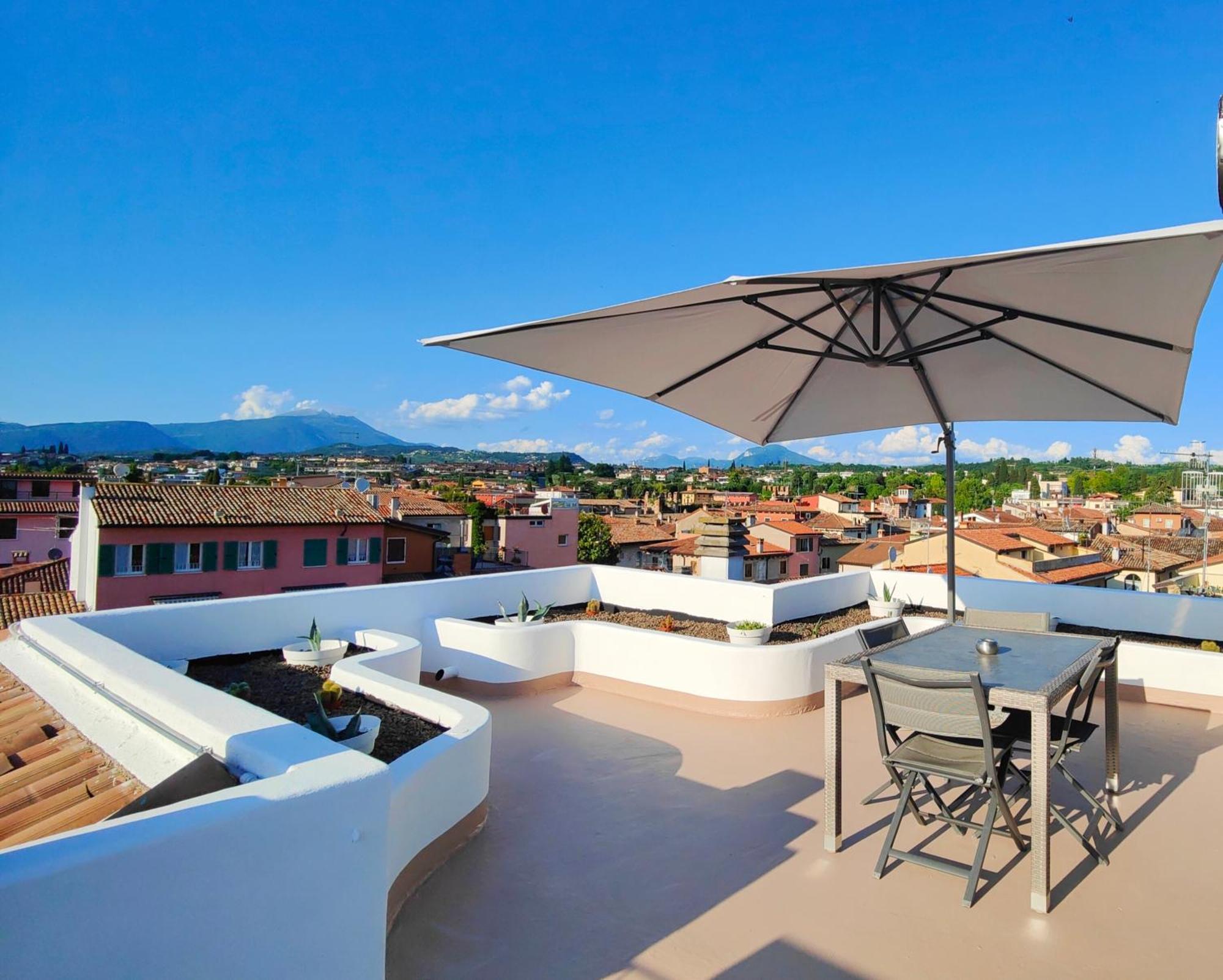 Appartamento Con Vista Mozzafiato Lazise Exteriör bild